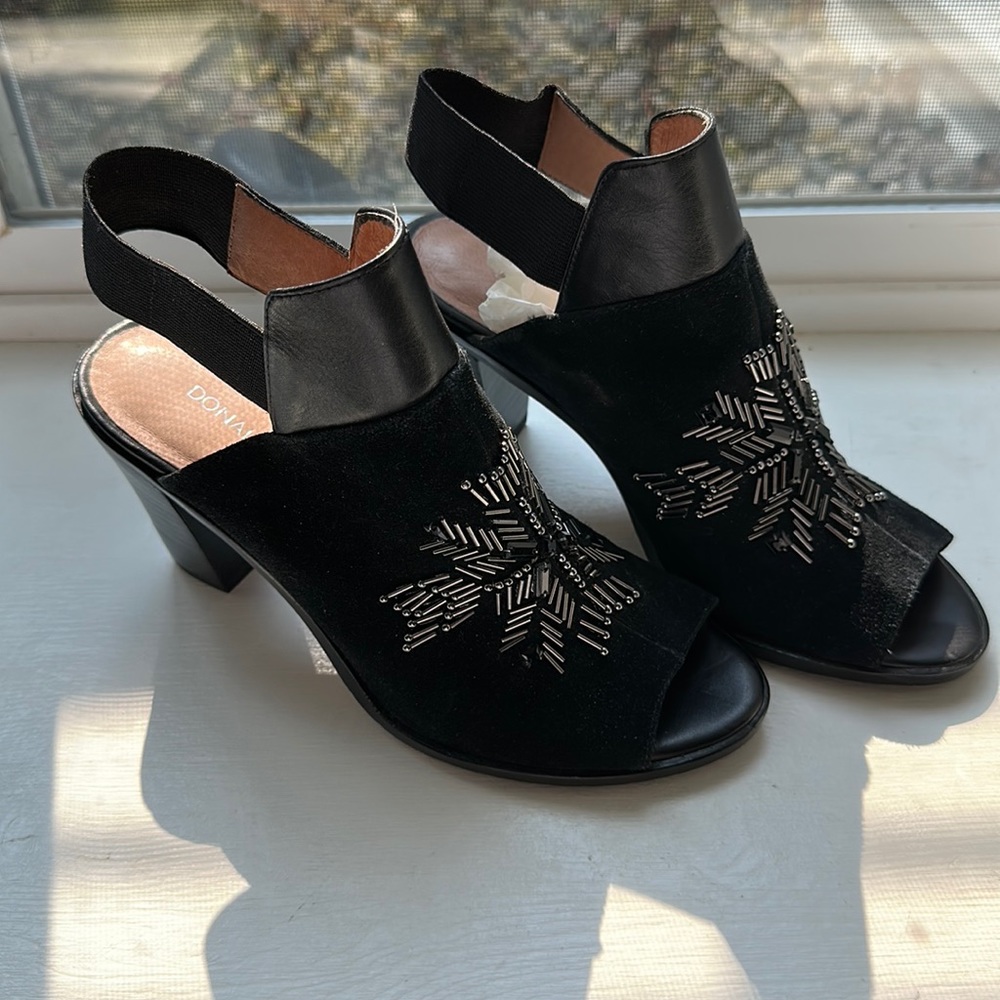 NWOT , Donald Pliner black suede sandals, open toe ,embellished-beaded design